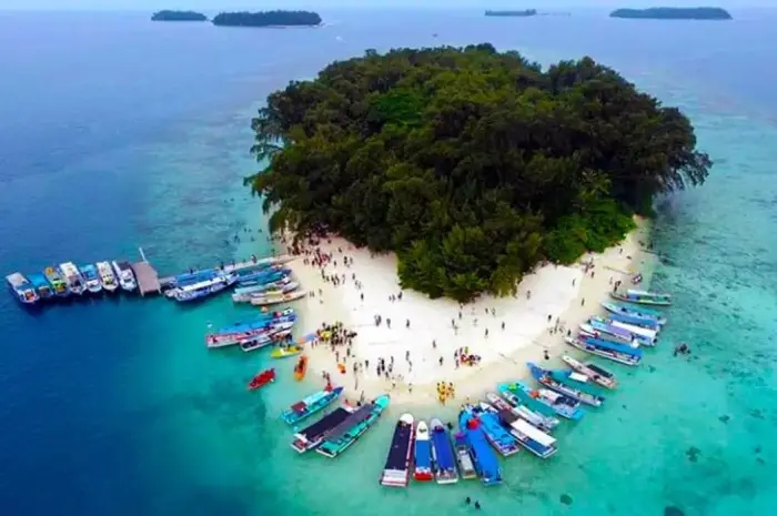 Harapan Island, Exploring the Turtle Conservation Area in the Amazing Seribu Islands