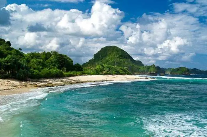 Goa Cina Beach, a Beautiful Beach Combining Unique Historical Sites in Malang